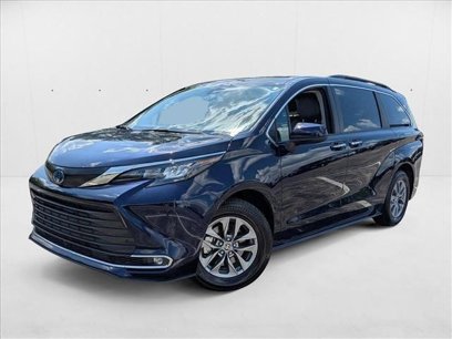 Used 2024 Toyota Sienna XLE