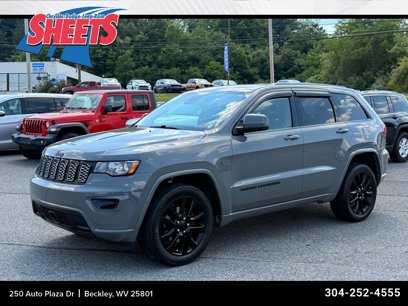 Used 2020 Jeep Grand Cherokee Altitude