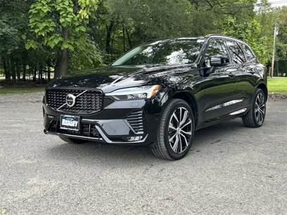 Certified 2023 Volvo XC60 B5 Plus w/ Climate Package