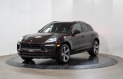Certified 2024 Porsche Macan