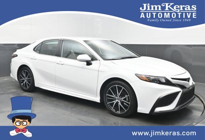 Used 2023 Toyota Camry SE