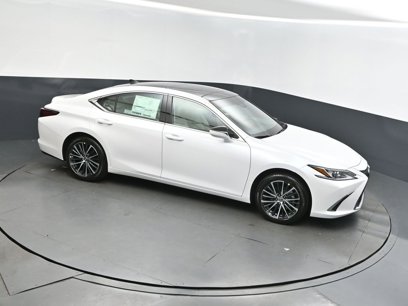 New 2025 Lexus ES 350 w/ Premium Package