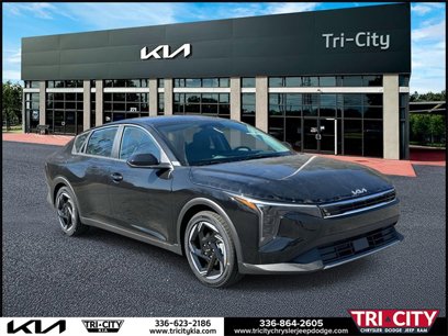 New 2025 Kia K4 EX