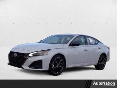 Used 2023 Nissan Altima 2.5 SR
