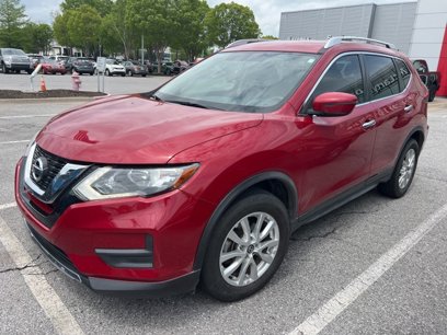 Used 2017 Nissan Rogue SV