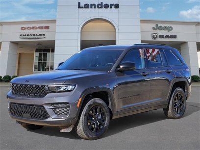 New 2025 Jeep Grand Cherokee Altitude