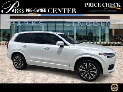 Used 2022 Volvo XC90 T6 Momentum w/ Advanced Package