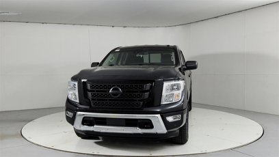 Used 2021 Nissan Titan SV w/ SV Convenience Package