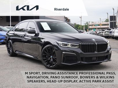 Used 2022 BMW 750i xDrive w/ M Sport Package