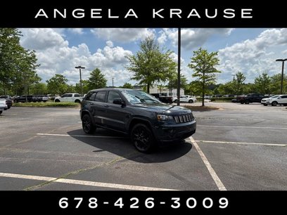 Used 2017 Jeep Grand Cherokee Altitude