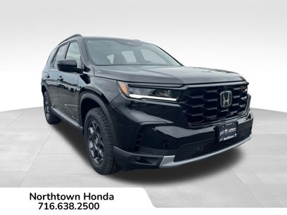 New 2025 Honda Pilot TrailSport