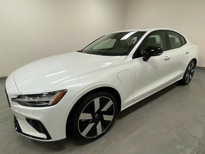 New 2024 Volvo S60 T8 Core w/ Climate Package