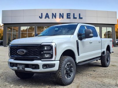 New 2025 Ford F250 4x4 Crew Cab Super Duty
