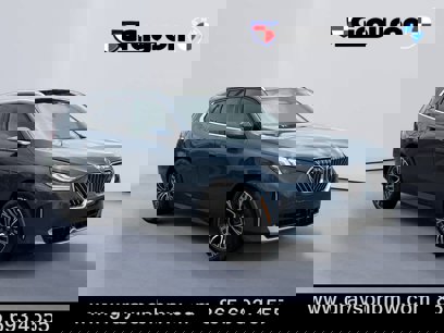 New 2025 BMW X3 xDrive30i w/ Premium Package