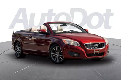 Used 2011 Volvo C70 T5 w/ Convenience Pkg