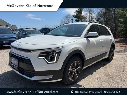 New 2025 Kia Niro EX