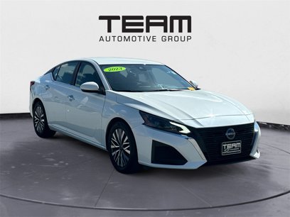 Used 2023 Nissan Altima 2.5 SV