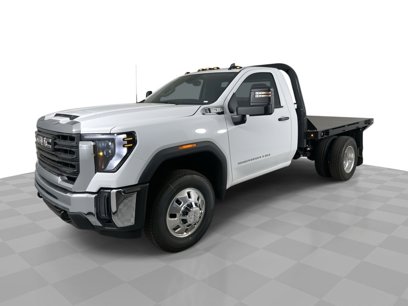 New 2025 GMC Sierra 3500 Pro w/ Convenience Package