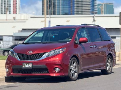 Used 2013 Toyota Sienna SE