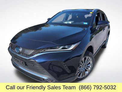 Used 2021 Toyota Venza XLE w/ Carpet Mat Package (TMS)