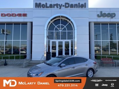 Used 2020 Hyundai Elantra SE w/ Cargo Package (C1)