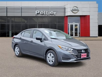 New 2025 Nissan Versa S w/ Trunk Package