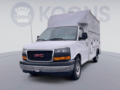 New 2025 GMC Savana 3500 w/ Power Convenience Package