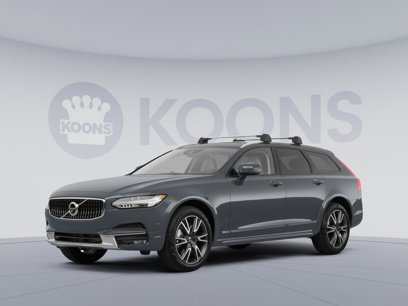 Used 2018 Volvo V90 T6 Cross Country w/ Convenience Package