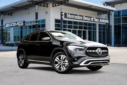 New 2025 Mercedes-Benz GLA 250