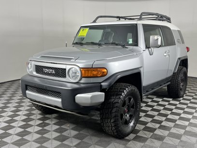 Used 2007 Toyota FJ Cruiser 4WD w/ Upgrade Pkg 2