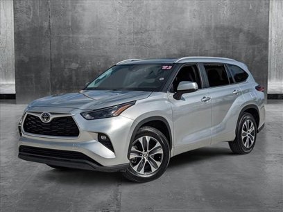 Used 2023 Toyota Highlander XLE