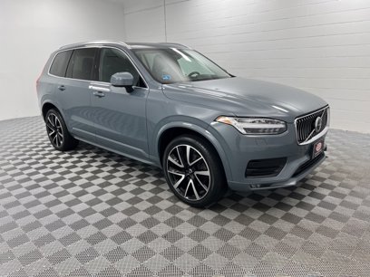 Used 2022 Volvo XC90 T6 Momentum w/ Advanced Package