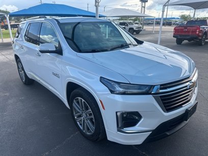 Used 2023 Chevrolet Traverse High Country