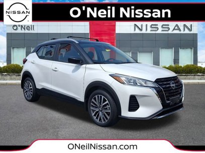 Certified 2022 Nissan Kicks SV