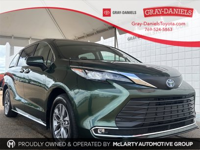Used 2024 Toyota Sienna XLE