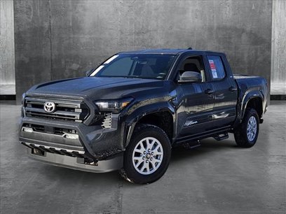 New 2024 Toyota Tacoma SR5