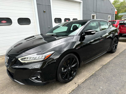 Used 2022 Nissan Maxima SR w/ Sport Mat Group