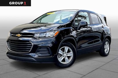 Used 2022 Chevrolet Trax LS w/ Tint and Cruise Package