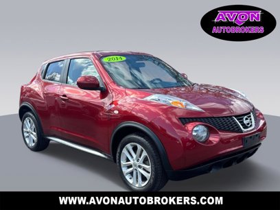 Used 2014 Nissan Juke SV w/ Navigation Package
