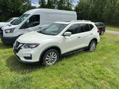 Used 2018 Nissan Rogue SV w/ Sun & Sound Touring Package