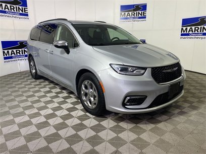 Used 2023 Chrysler Pacifica Limited