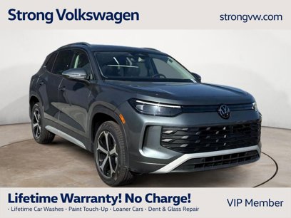 New 2025 Volkswagen Tiguan SE