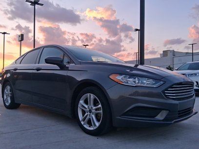 Used 2018 Ford Fusion SE w/ Fusion SE Technology Package