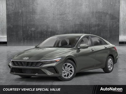 New 2025 Hyundai Elantra SEL