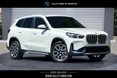New 2025 BMW X1 xDrive28i w/ Convenience Package