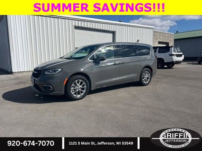 Used 2023 Chrysler Pacifica Touring-L