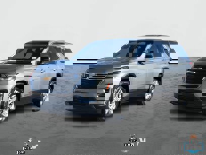 Used 2023 Chevrolet Traverse LS