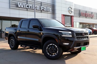New 2025 Nissan Frontier PRO-4X w/ Tow Package