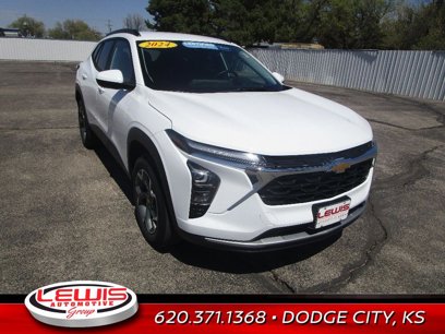 Certified 2024 Chevrolet Trax LT w/ Driver Confidence Package