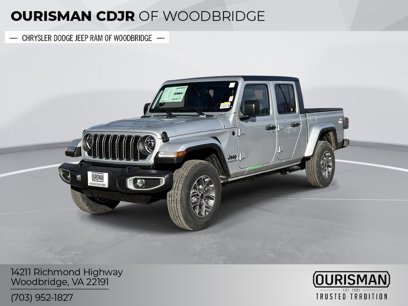 New 2024 Jeep Gladiator Sport